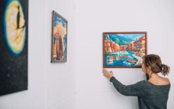 ポスターや絵画をおしゃれに飾る方法